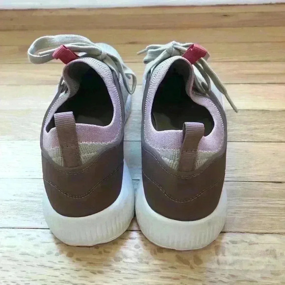 Skechers Bobs Memory Foam Slip On Tennis Shoes in Nude/Mauve Size 9 - Picture 4 of 10